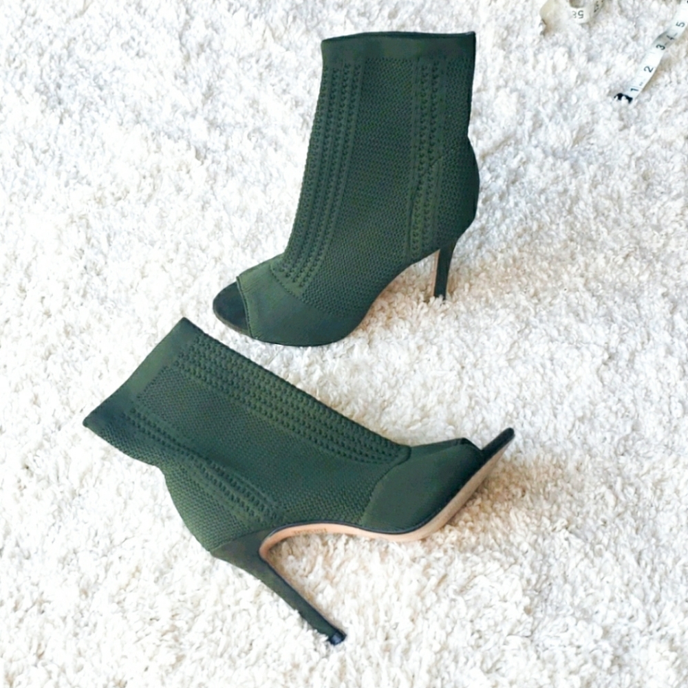 Catherine Malandrino Emerald Knit Peep Toe Booties